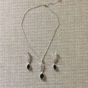 Emerald Necklace and earrings